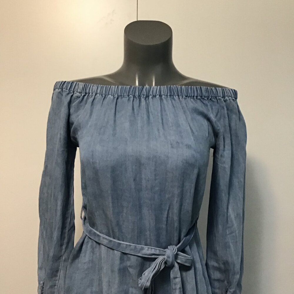Velvet Heart Off Shoulder Dress with Tiered Skirt  Size XS - Picture 2 of 11